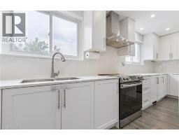 122 MOOREGATE Crescent - 16
