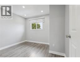 122 MOOREGATE Crescent - 28