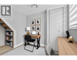 122 MOOREGATE Crescent - 39