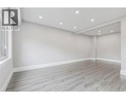 122 MOOREGATE Crescent - 6