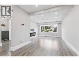 122 MOOREGATE Crescent - 7
