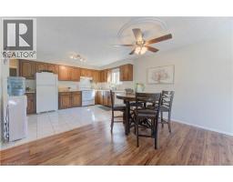 143 CLEARWATER Crescent - 12