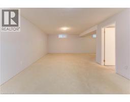 143 CLEARWATER Crescent - 31