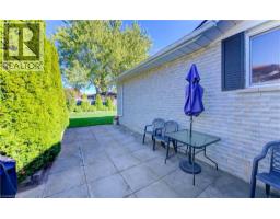 143 CLEARWATER Crescent - 45