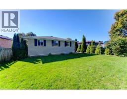 143 CLEARWATER Crescent - 49