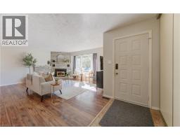 143 CLEARWATER Crescent - 6