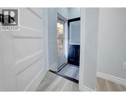 1676 HOLLEY Crescent - 20