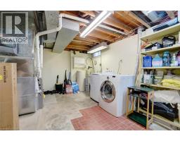 1676 HOLLEY Crescent - 32
