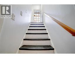 1676 HOLLEY Crescent - 33