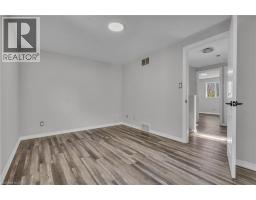 43 CONNELLY Drive - 28