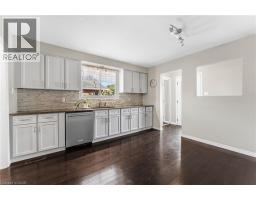 27 LOCKE Avenue - 9
