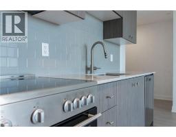 25 WELLINGTON Street S UnitNo. 1406 - 3