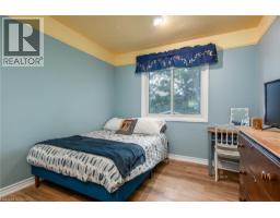 19 KEEWATIN Avenue - 35