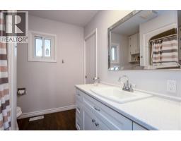 19 KEEWATIN Avenue - 37
