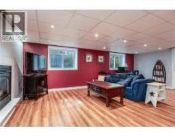 19 KEEWATIN Avenue - 42