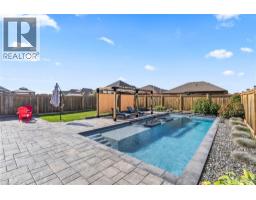 86 FORBES Crescent - 40