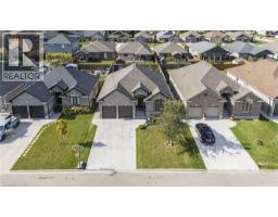 86 FORBES Crescent - 45