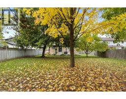 391 STRAWBERRY Crescent - 48