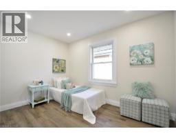 47 FOURTH Avenue - 20