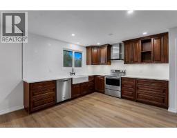 14 ORCHARD Crescent - 10