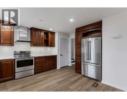 14 ORCHARD Crescent - 11