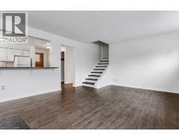 14 ORCHARD Crescent - 18