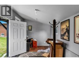 14 ORCHARD Crescent - 33