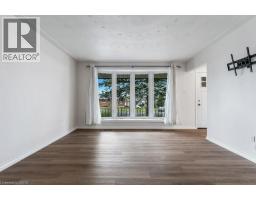 14 ORCHARD Crescent - 6