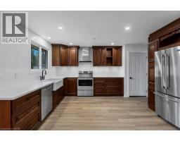 14 ORCHARD Crescent - 9