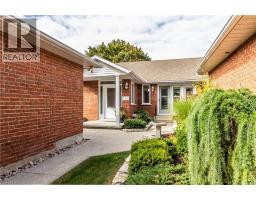 71 BEASLEY Crescent UnitNo. 16 - 2