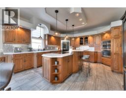 179 MAIN Street - 12