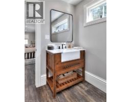 179 MAIN Street - 23