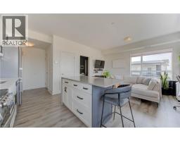 247 NORTHFIELD Drive E UnitNo. 615 - 6