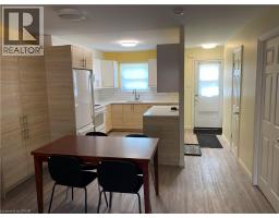 160 WESTCOURT Place - 4