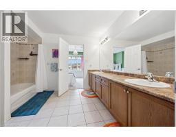 305 PINE VALLEY Drive - 38