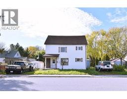 132 METCALFE Street S - 3