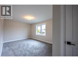 5 MAPLE Avenue - 17