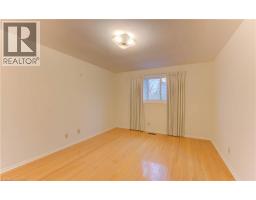 38 GLENWOOD Drive - 25