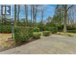 38 GLENWOOD Drive - 44