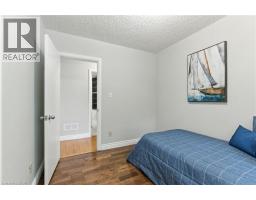 10 SHEFFIELD Avenue - 17