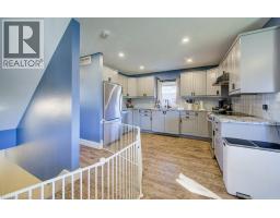 93 ALEXANDER Drive - 11