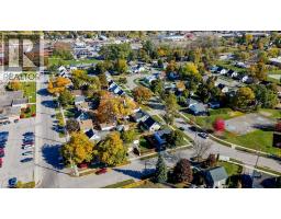 93 ALEXANDER Drive - 35