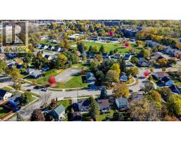 93 ALEXANDER Drive - 36