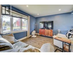 93 ALEXANDER Drive - 6