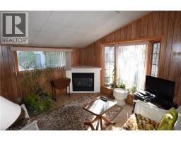 85 HEAD Street N - 8