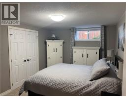 42 GRAYDON Drive - 23