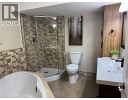 42 GRAYDON Drive - 24