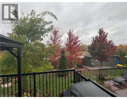 42 GRAYDON Drive - 27