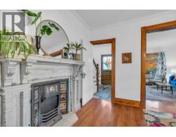 218 HERBERT Street - 12