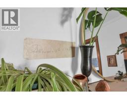 218 HERBERT Street - 13